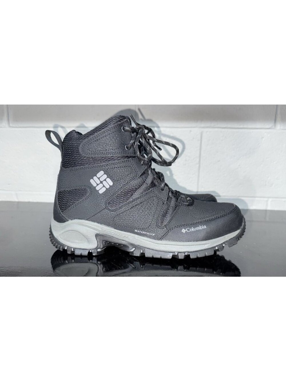 Columbia Liftop II Mens Leather Insulated WP Winter Snow Boots Size 11 WIDE